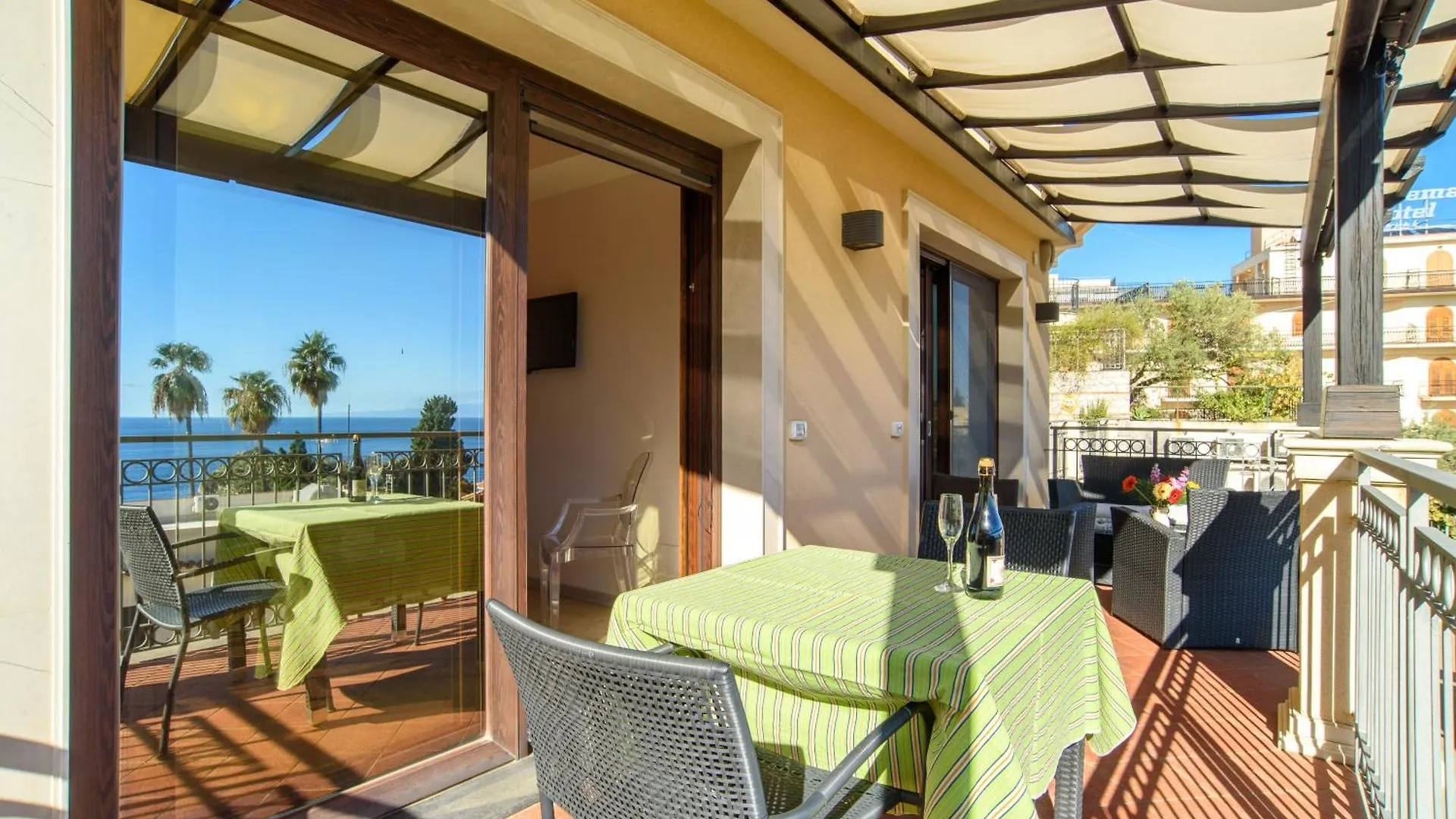 Apartment Dhome Baia Mazzaro'